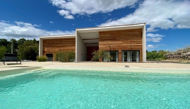 Charming house with private pool in the heart of the Corbières, between sea and mountains