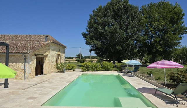 Charming Cottage in Purple Périgord with Wifi and Private Terrace