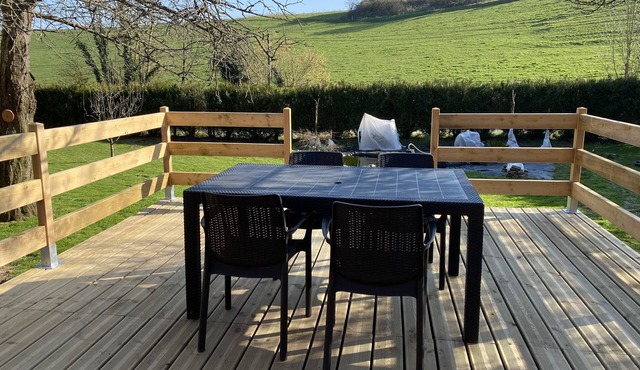 Charming cottage, unusual chalet