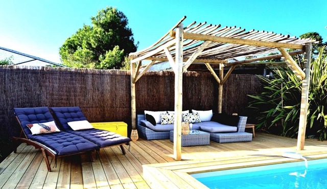 Charming villa - Swimming pool - Spa - Pond