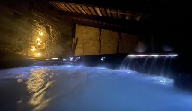 Charming apartment T2, Jacuzzi, Swimming pool and Air conditioning