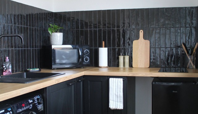 Charming newly renovated studio close to all amenities