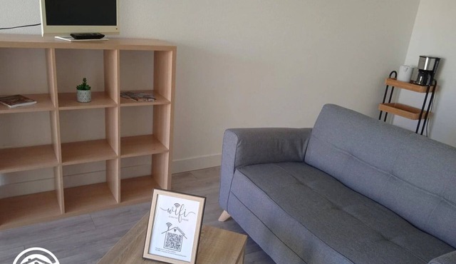 Charming Coastal Cottage for 2 near Beaches and Marais Poitevin