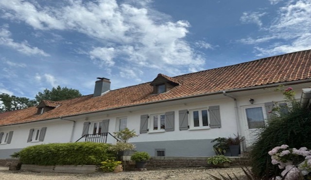 Charming gîte with swimming pool, located on an estate of 3 gîtes