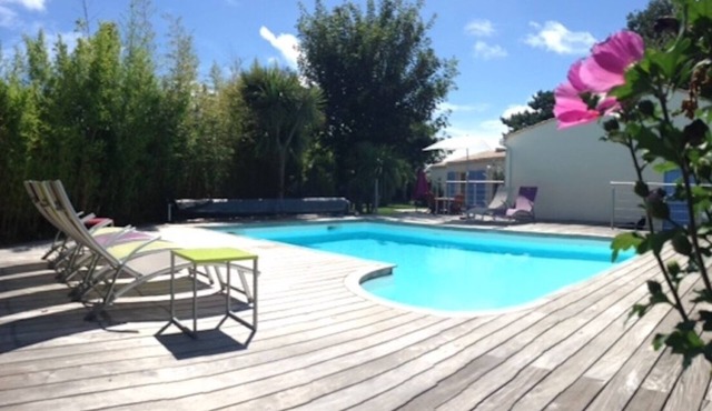 Charming villa for 10/12 people between sea and forest garden and swimming pool