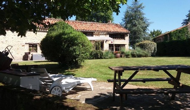 Charming cottage Lavenders with Pool, South of Périgord