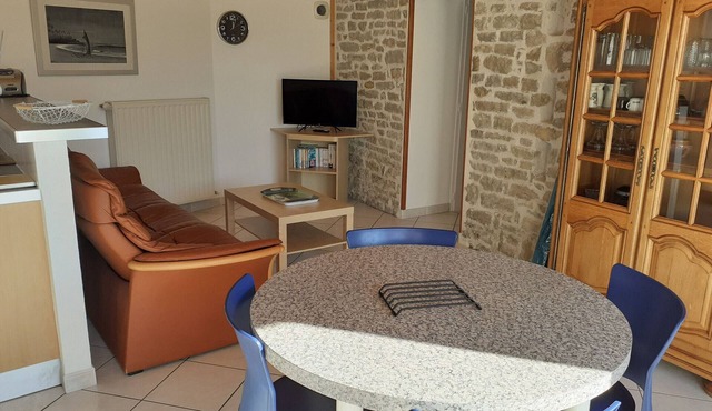 Charming renovated house with Wi-Fi, near Port Bourgenay