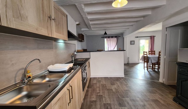 Charming Countryside Home with Garden, Near Historic Sites