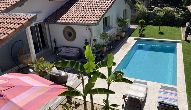 Charming villa with heated pool