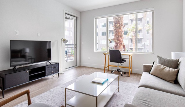 Charming Fremont 1BR w/ Pool, Gym, W/D, BBQ, walk to BART, by Blueground