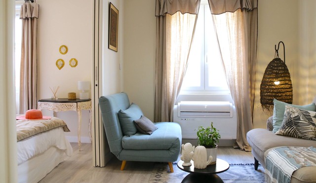 Charming french style in Old Town, renovated, A/C