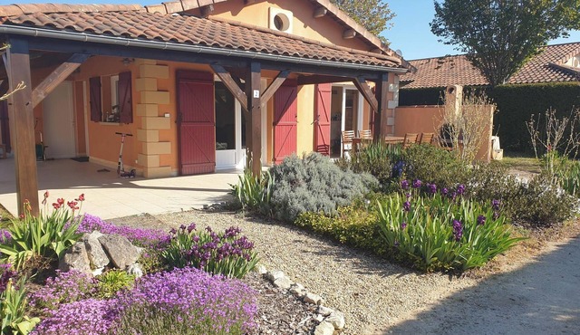 Charming, fully renovated vacation home