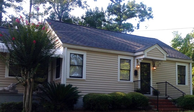 CHARMING FURNISHED APARTMENT