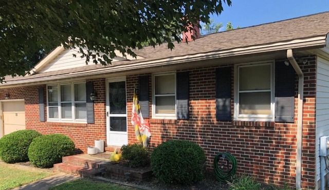 Charming furnished rental for long term stays in Severna Park