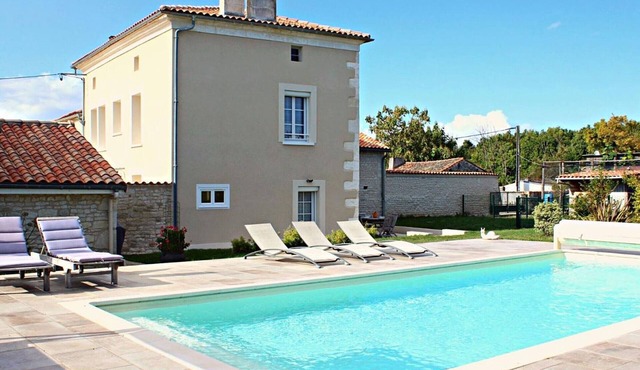 Charming Gîte: 3 Bedrooms, Heated Pool, Near Angoulême, Acre of Garden, 19th Century Charm