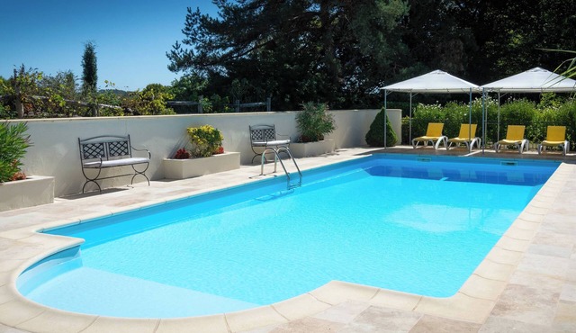 CHARMING GÎTE FOR 14 PEOPLE IN THE LOT DEPARTMENT