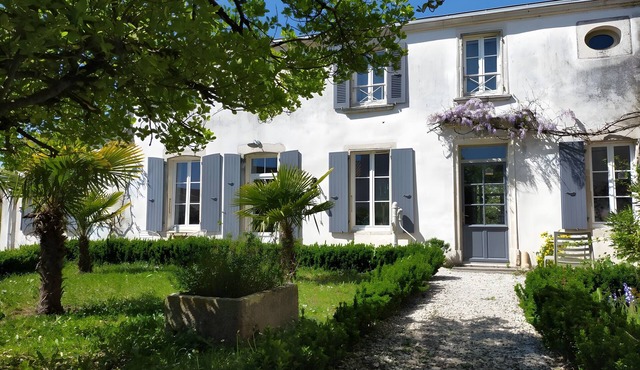 Charming Gîte "La Maison d'Harmonie" for 2 Guests in Bourgneuf, Charente-Maritime