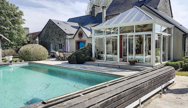 Charming gîte "La Maison Saint-Léonard" overlooking Mont St-Michel, SPA, billiards