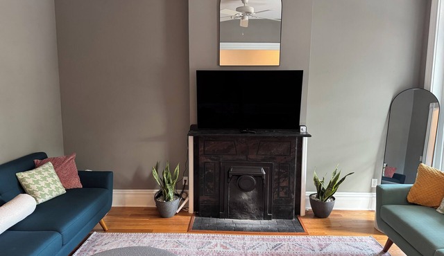 Charming Getaway in the heart of Historic Church Hill