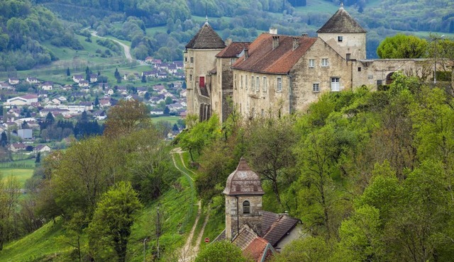CHARMING GITE AT BELVOIR CASTLE DOUBS FRANCHE COMTE MONTAGNE DU JURA