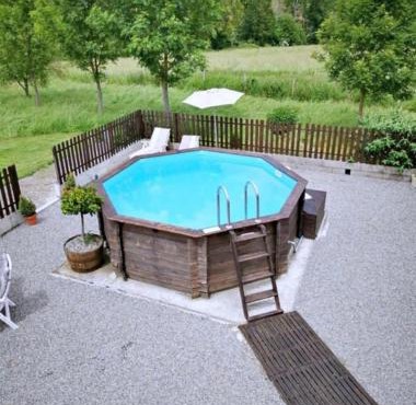 Charming Gite with pool - peaceful coumtryside in Charente