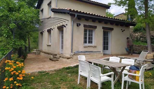 Charming gîte with swimming pool south Ardèche L'Oustal