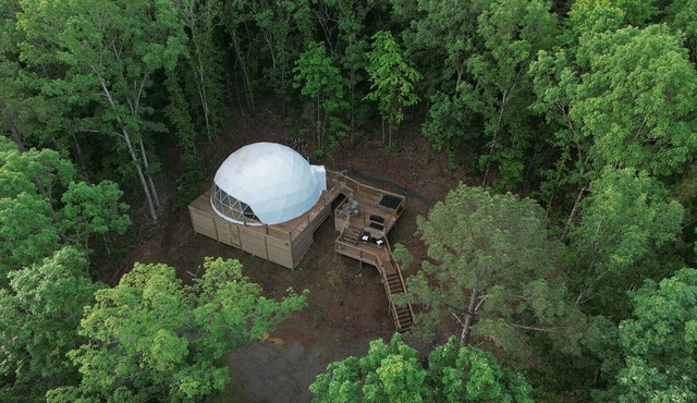 Charming glamping dome in quaint Heber Springs