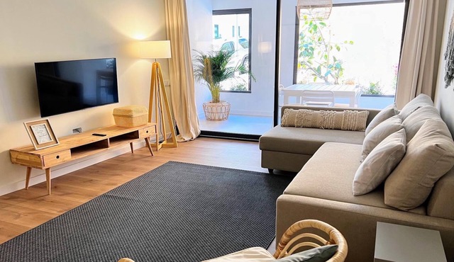 Charming ground floor 200m beach and train