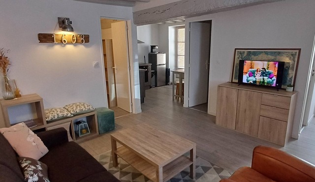 Charming ground floor apartment located 50m from the port of Le Pouliguen.