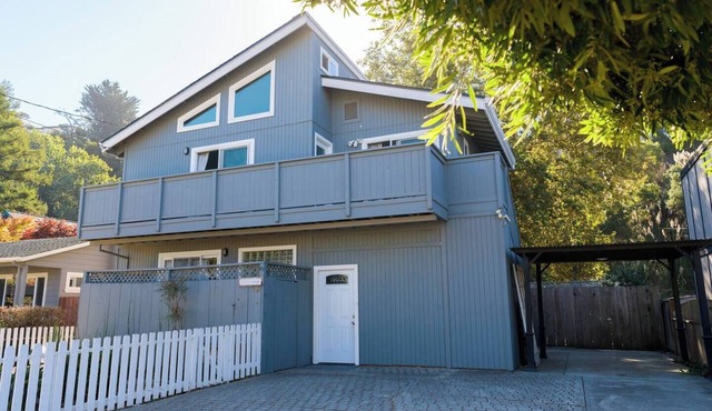 Charming guest house in Aptos-3 min walk to beach!+EV Charger.