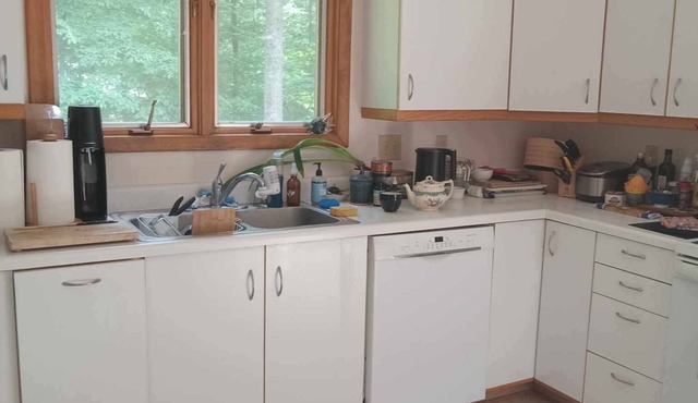 Charming guest suite in multi-leveled house in Sewanee.