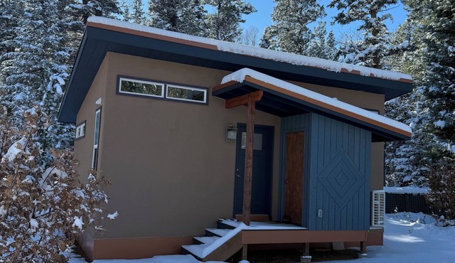 Charming guesthouse casita in Mora, New Mexico