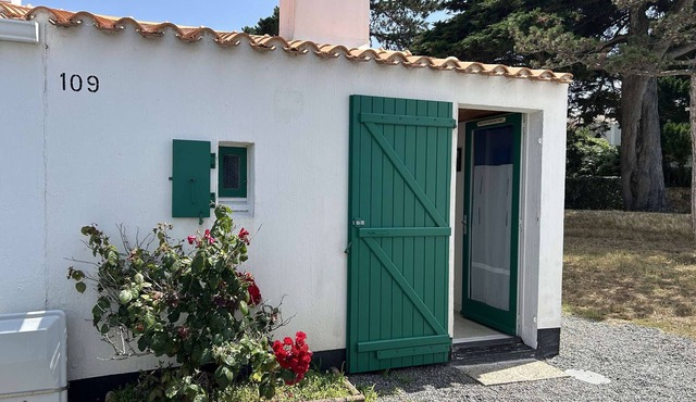 Charming holiday home in Bretignolles-sur-Mer