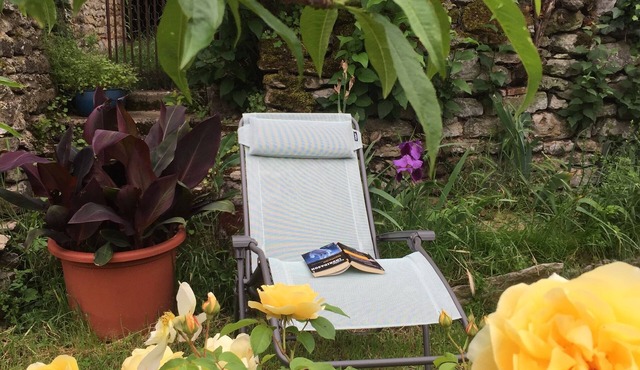 Charming house in the Maranges vineyards