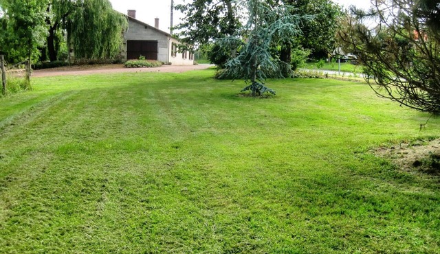Charming house in Touraine: gîte with garden, pets allowed