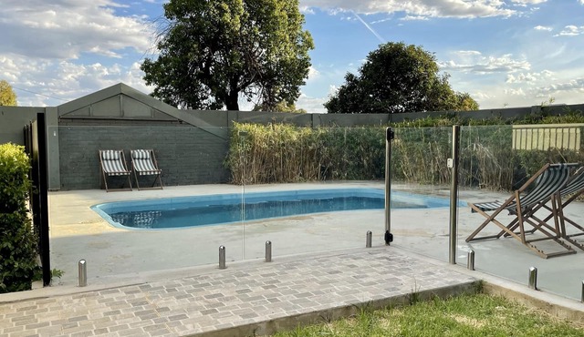 Charming Hamptons Style Entertainer with Pool