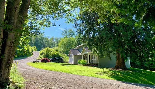 Charming Hansville 4-bedroom home - perfect for families and nature enthusiasts