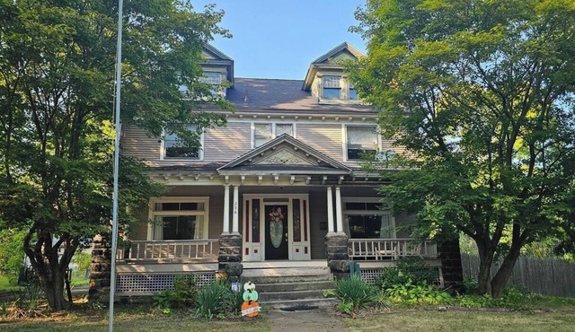 Charming Heritage Home by YSU