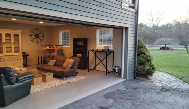 Charming Hideaway Catskill Mountains - Pool/Hottub