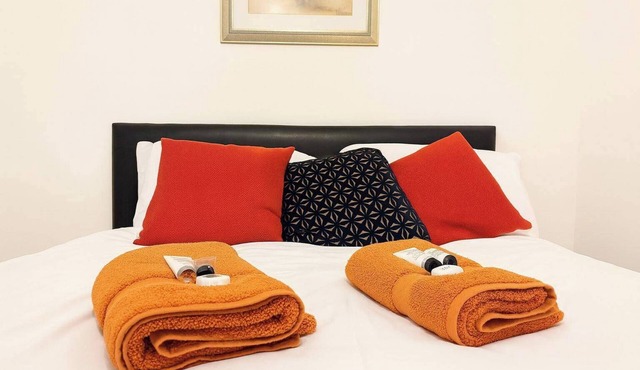 Charming High Wycombe Apartment