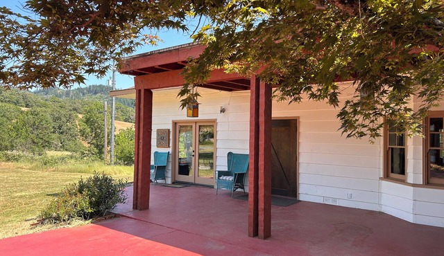 Charming Historic Apartment Cottage at Ridgewood Ranch