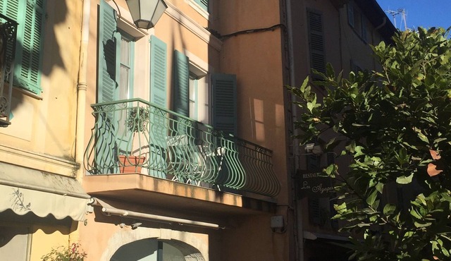 Charming historic city apartment 4 People