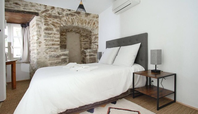 Charming historic gem with modern flair in Leynhac