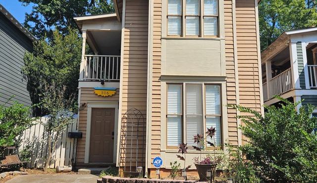 Charming Historic Grant Park Home/Atlanta Gem! Must See!