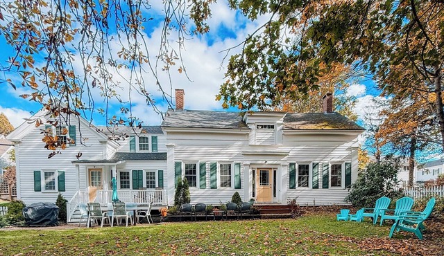 Charming Historic home steps away from downtown