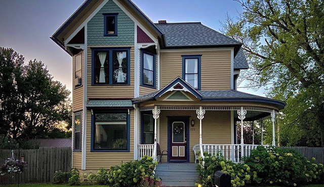 Charming Historic Home est. 1898