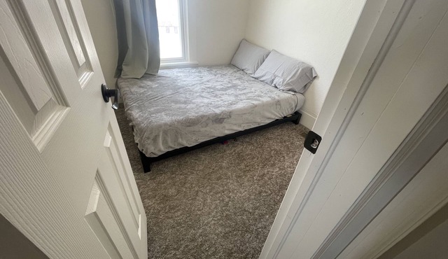 Charming Historic Saratoga Home within Walking Distance to Mainstreet