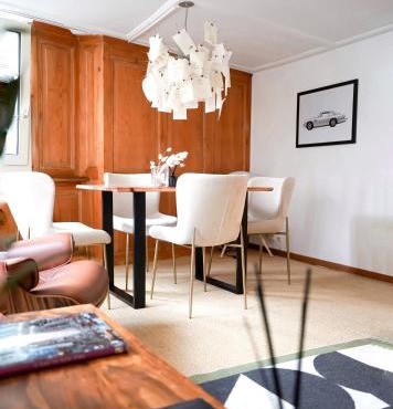 Charming Historical Apartment in Zurich City Center Oldtown