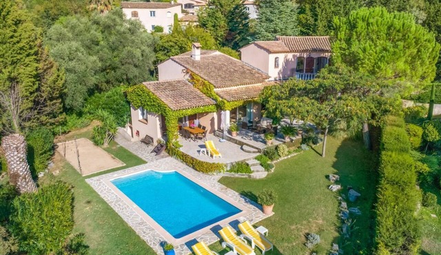 Charming house in Provence - sleeps 8