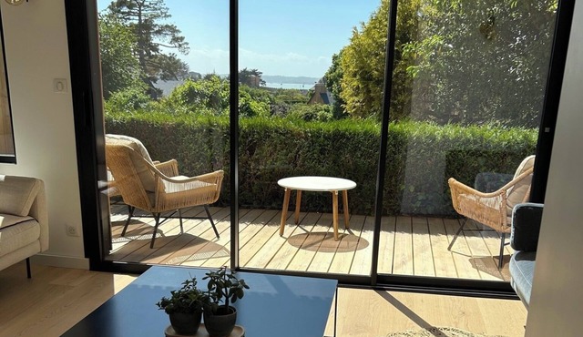 Charming house with sea view